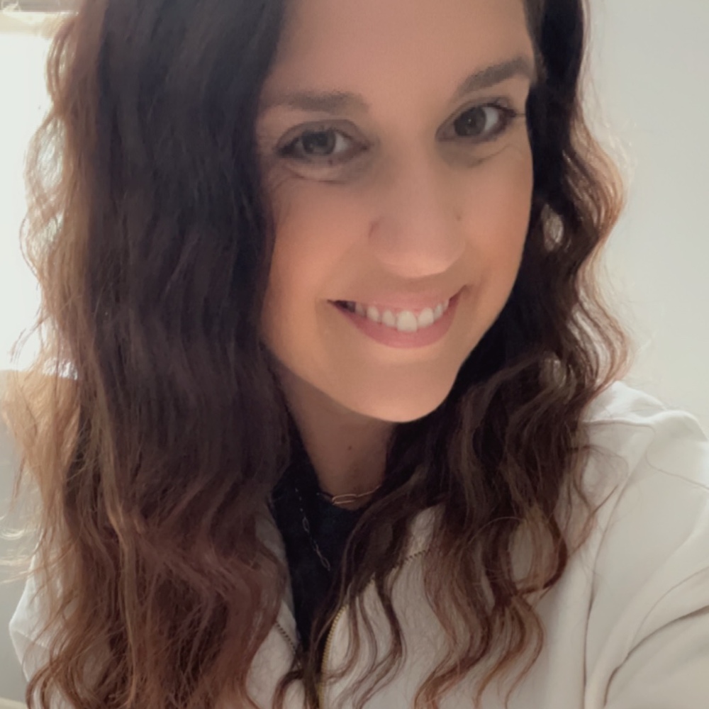 Meet your Posher, Alicia